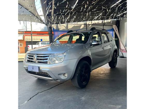 RENAULT DUSTER 2.0 DYNAMIQUE 4X2 16V FLEX 4P AUTOMÁTICO